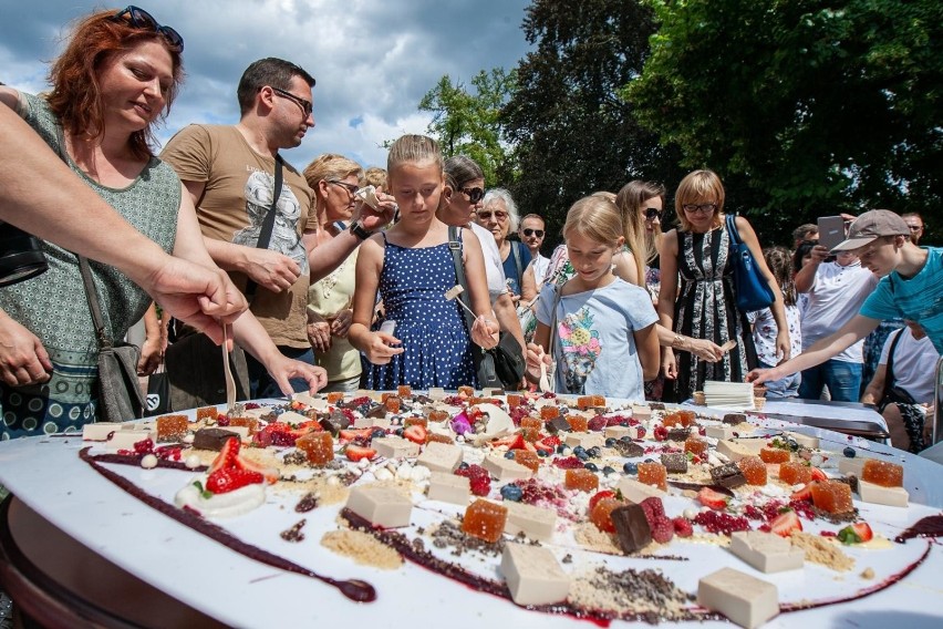 Jak w każdą drugą niedzielę miesiąca, centrum miasta znowu...