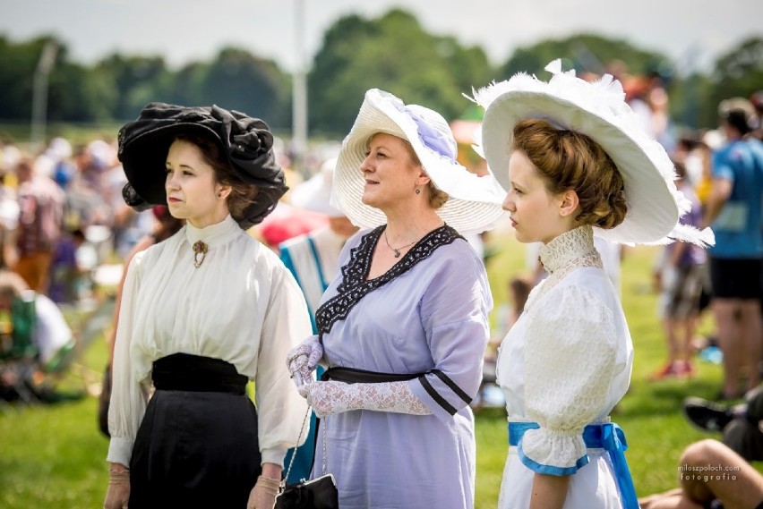 Najpiękniejsze dziewczyny na Ladies Day na Partynicach (ZDJĘCIA)