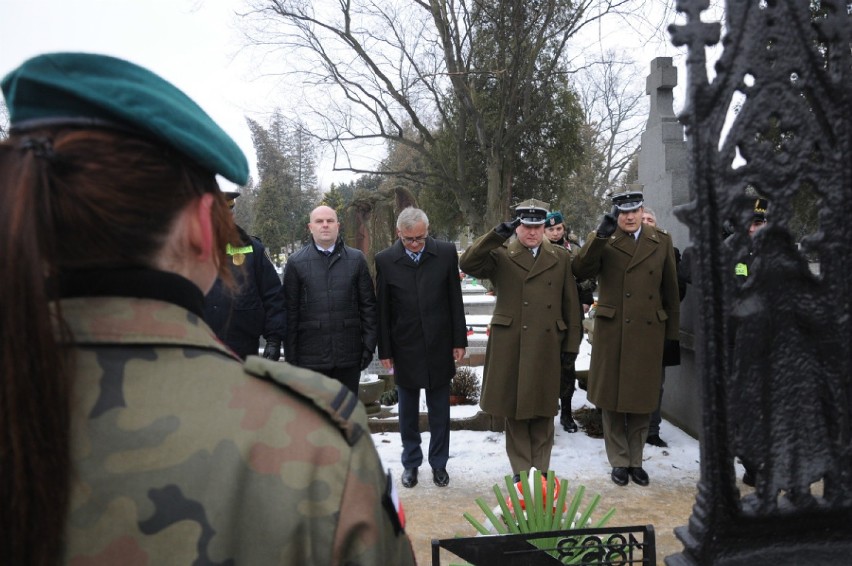 Częstochowa: 155. rocznica wybuchu Powstania Styczniowego. Obchody na Cmentarzu św. Rocha [ZDJĘCIA]