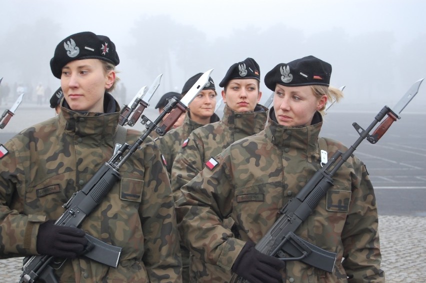 Jedne a ostatnich przysiąg wojskowych w Żaganiu i...