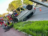 Wypadek w Łące. Samochód osobowy zderzył się z rowerzystką. 20-latka w szpitalu
