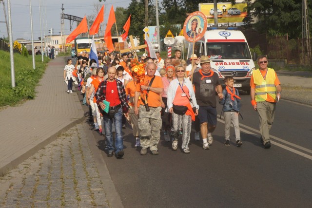 Pielgrzymka kaliska wyruszyła na Jasną Górę