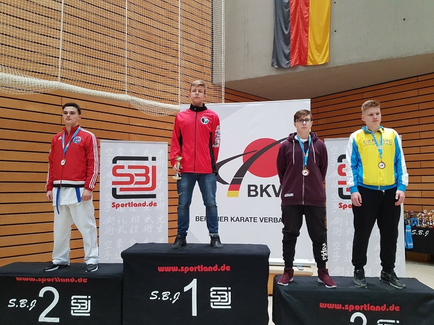Pięć medali wywalczyli reprezentanci Pleszewskiego Klubu Karate na międzynarodowych zawodach karate Berlin Open