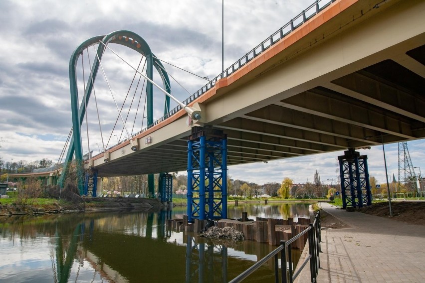 Most Uniwersytecki został już wstępnie zabezpieczony....