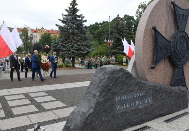 Uroczystości z okazji 78. rocznicy wybuchu Powstania Warszawskiego - obchody w Nowej Soli 1 sierpnia 2022 r.