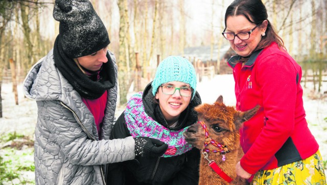 Chcecie wspomóc Panią Joannę  (na zdjęciu po prawej)?  Zagłosujcie!