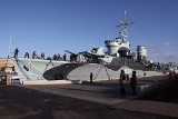 Gdynia. ORP Błyskawica wrócił z zimowej konserwacji (ZDJĘCIA)