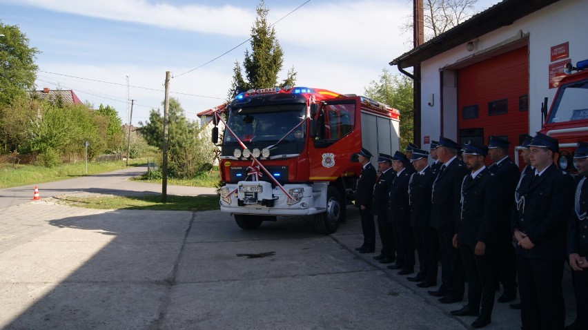 Nowy wóz strażacki dla OSP w Starym Jarosławiu [ZDJĘCIA]