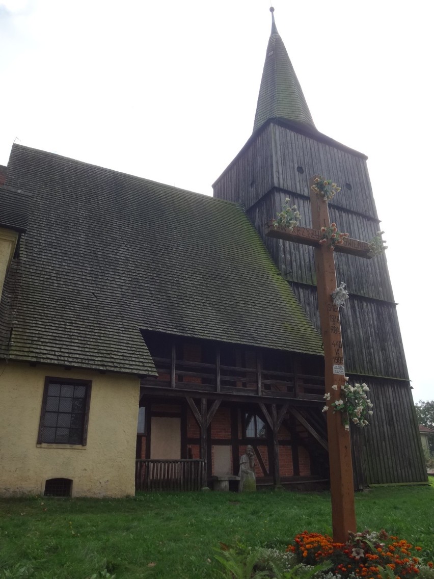 Perła drewnianej architektury - Kościół w Klępsku