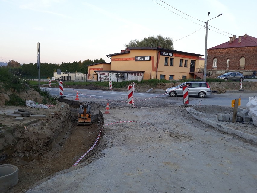 Mieszkańcy Górki Klasztornej w Jaśle: Budowa drogi wojewódzkiej przy naszym osiedlu uprzykrza nam życie