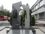 Wujek-Śląsk: Pomnik w Kochłowicach dla ofiar tragedii w kopalni [ZDJĘCIA]
