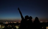 Noc Spadających Gwiazd nad Pogorią w Dąbrowie Górniczej. Obserwacje nieba, pokazy, zabawa, siedmiobój naukowy 
