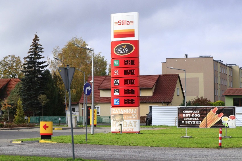 Czy ceny paliw na Wszystkich Świętych wzrosną? Na złotowskich stacjach paliw na razie spokojnie