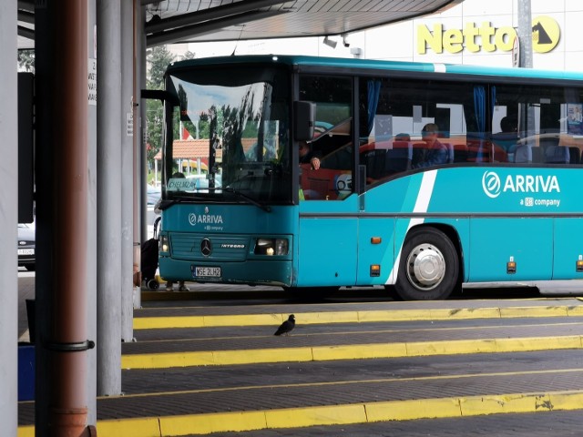 Uwaga, pasażerowie! Arriva od 1 września zmienia rozkład jazdy. Zanim uczniowie ruszą na pierwsze lekcje, a dorośli do pracy po urlopie, zalecamy im sprawdzić godziny odjazdu autobusów.