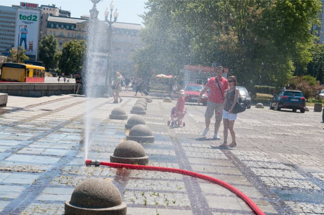 Miasto ostrzega i stawia kurtyny. Uważajcie na siebie! 