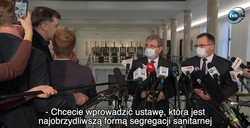 Oskarżenia o segregację sanitarną Polaków wobec posła PiS z Wielunia. Sprawę zbada prokuratura?