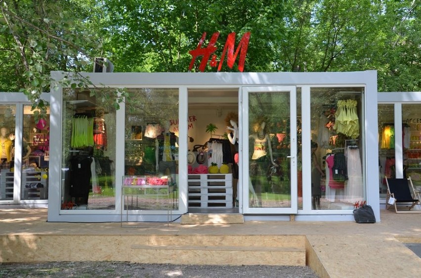 Pierwszy w Polsce outletowy pop - up store H&M w FACTORY...