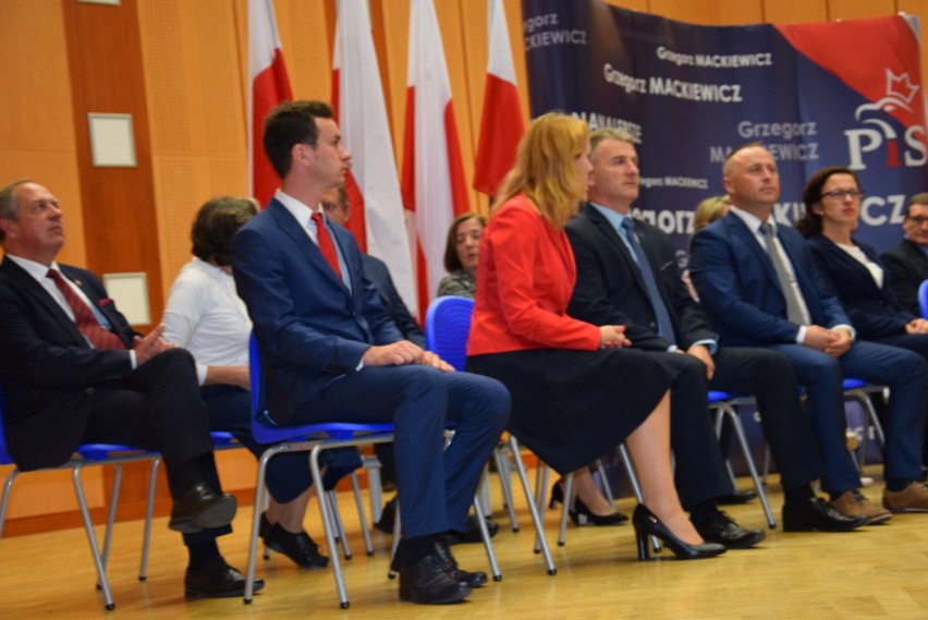Wybory Samorządowe w Suwałkach: Beata Szydło poparła kandydatów [ZDJECIA[
