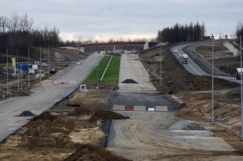 Trwa budowa drogi ekspresowej S3 pod Legnicą