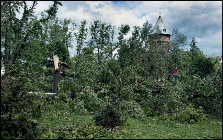 Wichura, która nawiedziła powiat oleśnicki w 2005 zapadła w pamięć