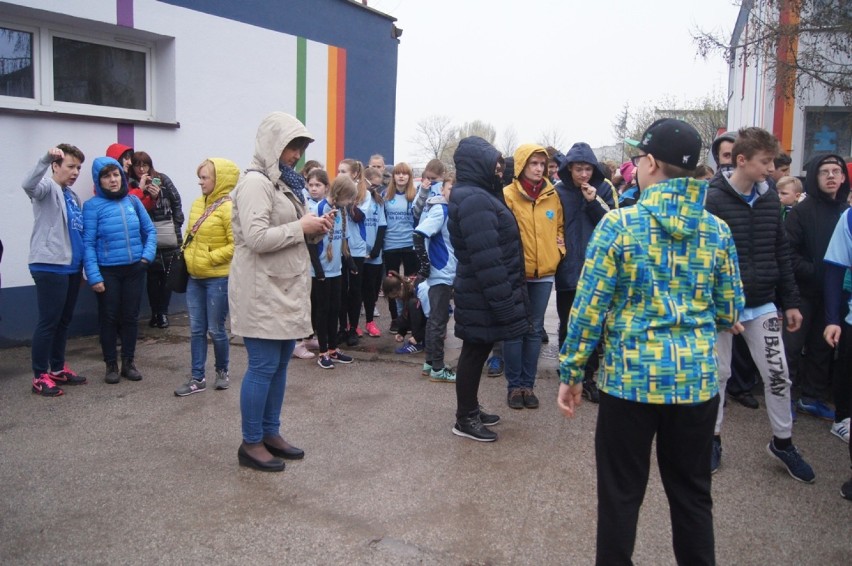 Niebieska Mila - bieg z okazji Dni Autyzmu w SOSW w Radomsku