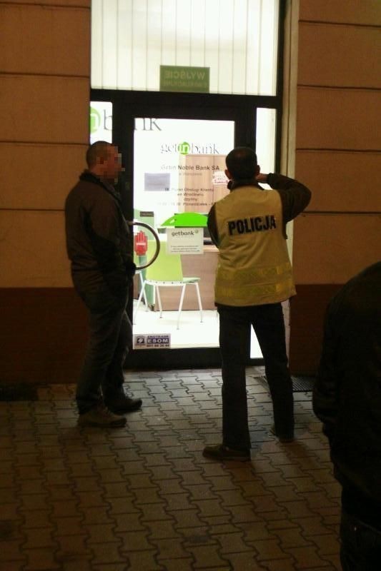 Wrocław: Napad na bank przy Powstańców Śląskich (ZDJĘCIA)