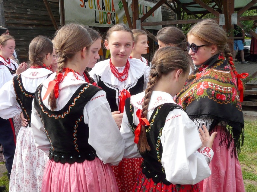 Folklor w sieradzkim skansenie