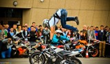 Popisy motocyklistów i zabytkowe auta w Chełmie. Moto Event East. ZDJĘCIA