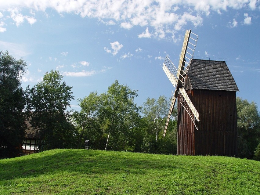 To skansen, w którym możemy zobaczyć historię na własne...