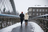 Kraków. Randka w zimowym Krakowie też może być romantyczna. Zobaczcie gdzie zakochani mogą wybrać się na spacer [ZDJĘCIA]