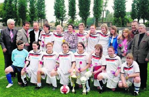 Zespół Czarnych Sosnowiec po udanym sezonie zasłużył na awans