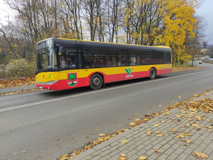 Wałbrzyskie autobusy w jesiennej aurze :)