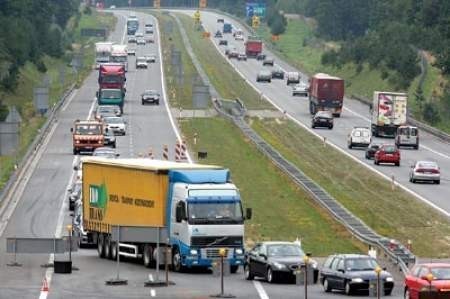 Remonty na odcinku autostrady A4 z Katowic do Krakowa obejmowały nawet 18 kilometrowy odcinek drogi. Zgodnie z koncesją nie powinien przekraczać ośmiu