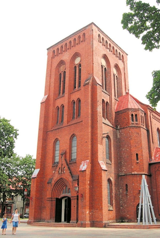 Odbudowa wieży kościoła św. Stanisława w Nakle  to wielkie wyzwanie. Koszty są ogromne.