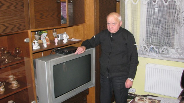 Eugeniusz Szyszko może na razie patrzeć tylko na wyłączony telewizor.