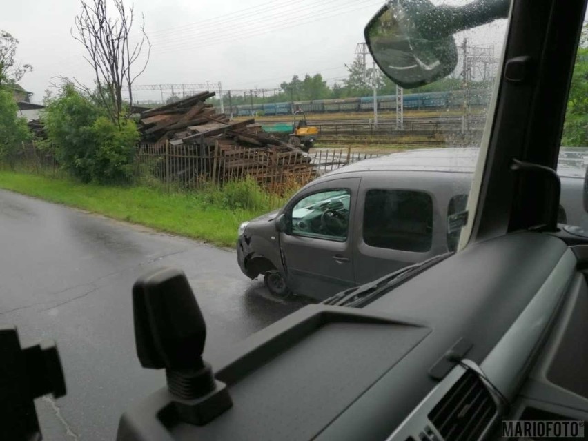 W Opolu zderzyły się dwa samochody. Sprawca był pijany.