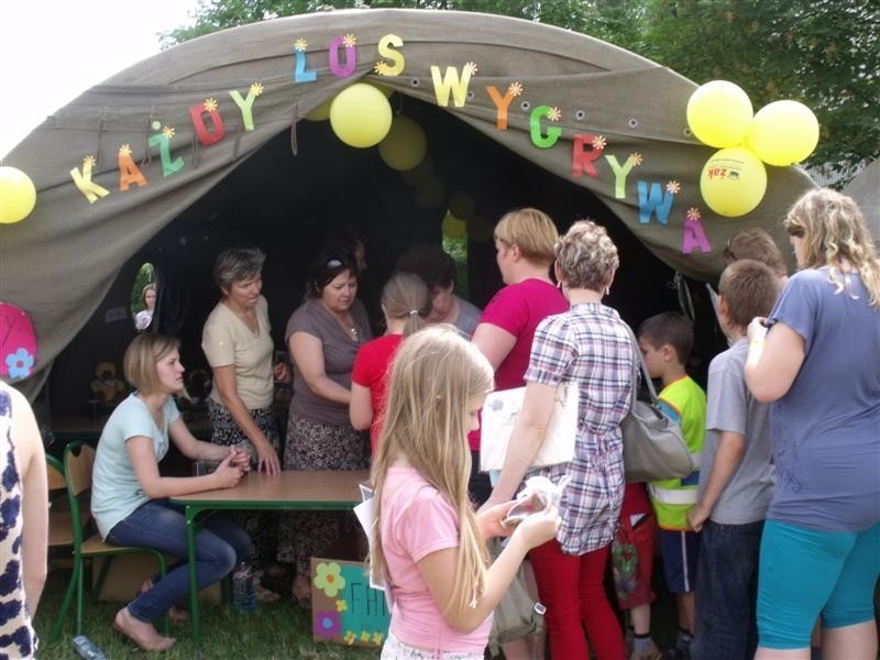 Zapolice: Piknik rodzinny w szkole [zdjęcia]