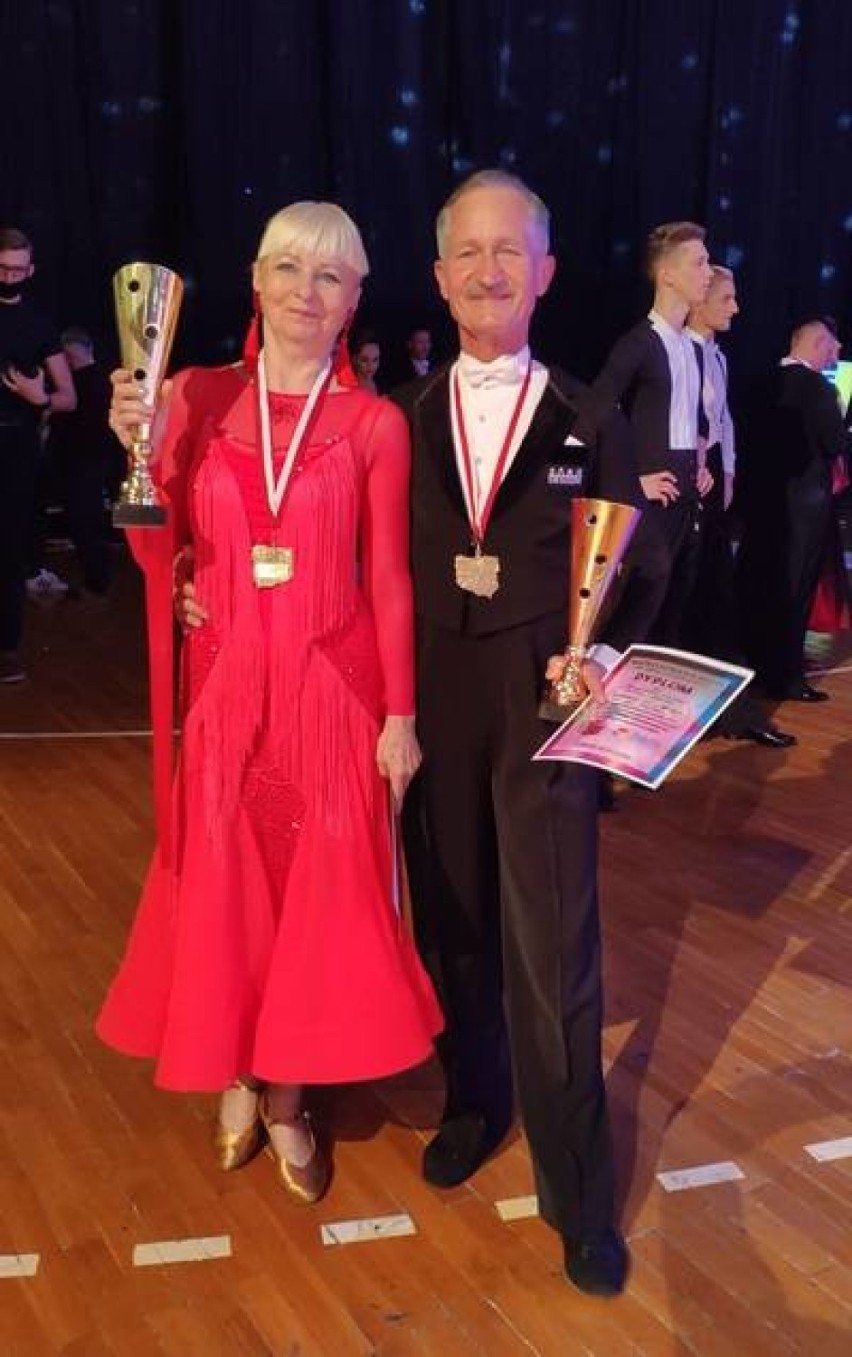 Głogów: Seniorska para taneczna Krzysztof i Danuta Nowakowie ponownie wywalczyła tytuł Mistrza Polski 