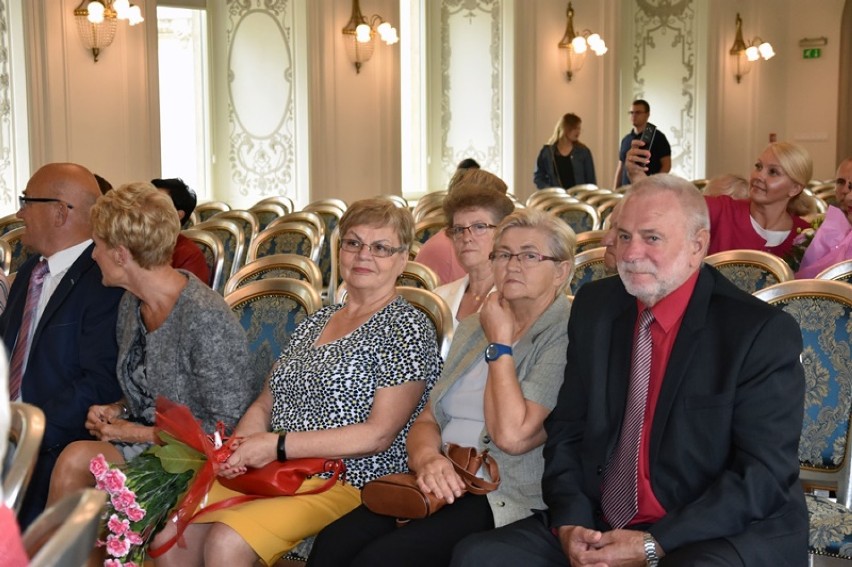 Jubileusz Złotych Godów w Legnicy, aż 15 par otrzymało medale [ZDJĘCIA]