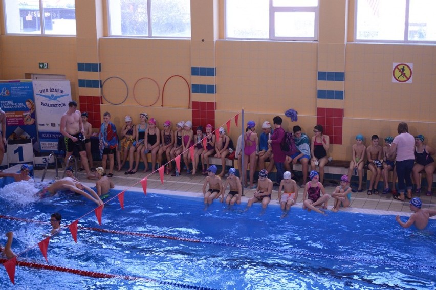 W Wałbrzychu ruszyła druga edycja Szkolnej Ligi Pływackiej