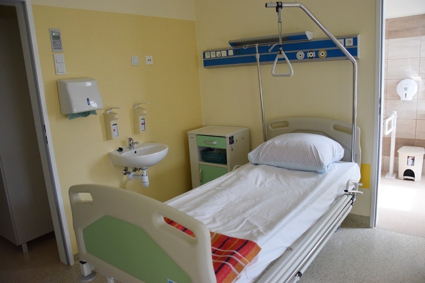 Szpital Powiatowy w Kraśniku w czasie pandemii koronawirusa. Ile jest zajętych łóżek? 