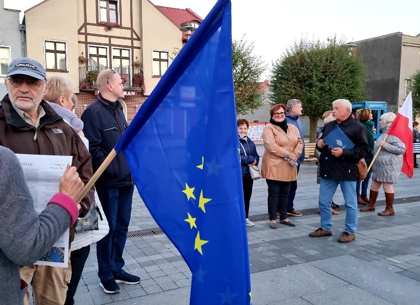 Stary Rynek w Pucku: mieszkańcy chcą członkostwa w Unii Europejskiej - 10 października 2021