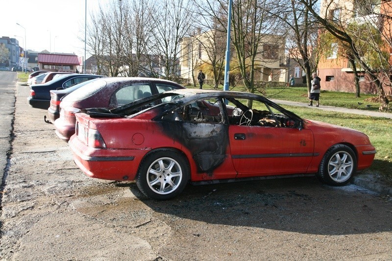 Lubin: Spłonęło auto przy ul. Budowniczych LGOM