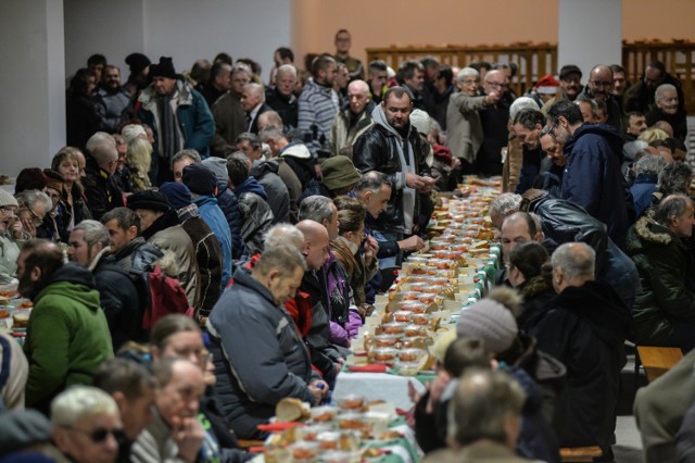 Wigilia dla potrzebujących w Kościele Ojców Franciszkanów w Gdyni