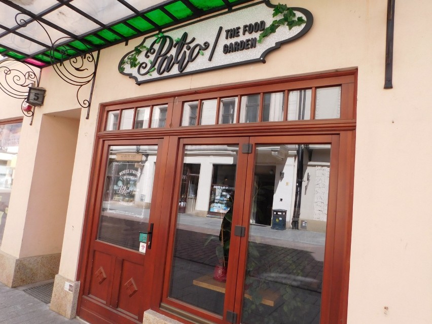 Pod koniec marca w Toruniu miała otworzyć się restauracja...