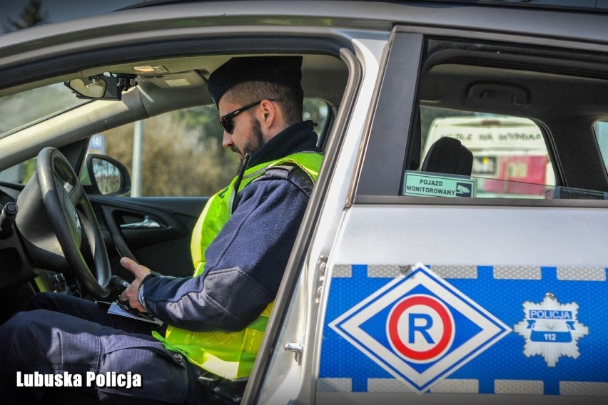 Uwaga! Dzisiaj na drogach będą wzmożone kontrole policji. Trwa akcja ROADPOL Safety Days