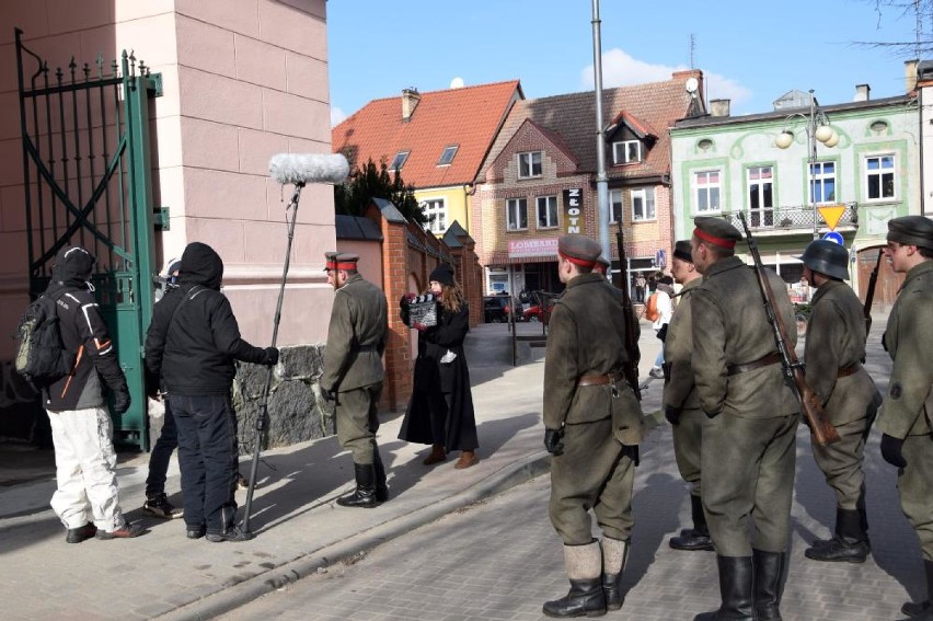 Film "Bitwa o Chodzież": Ekipa filmowa kręciła sceny w centrum miasta [FOTO] 