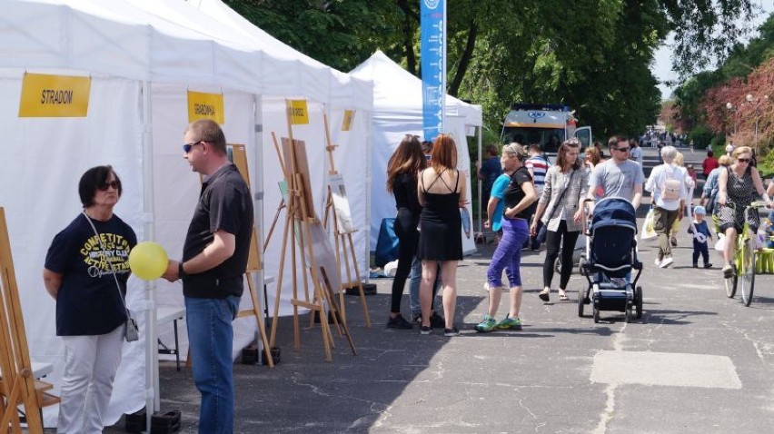 Rodzinny piknik na promenadzie Niemena. Prezentowały się częstochowskie firmy