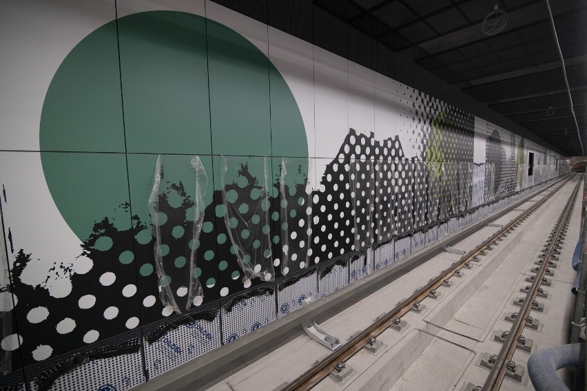 Druga linia metra w Warszawie. Kiedy otwarcie nowych stacji na Bródno? Możliwe, że już jutro. Wszystko zależy od wyników kontroli