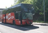Wypadek na drodze krajowej nr 8. Polski Bus zderzył się czołowo z ciężarówką